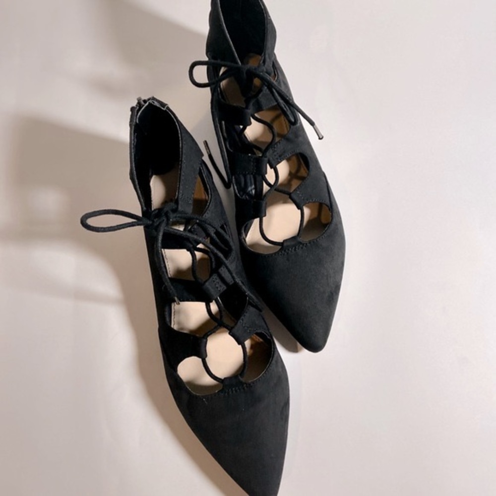 BAR III Lasso Women’s Black Pointed Toe Flat Shoes